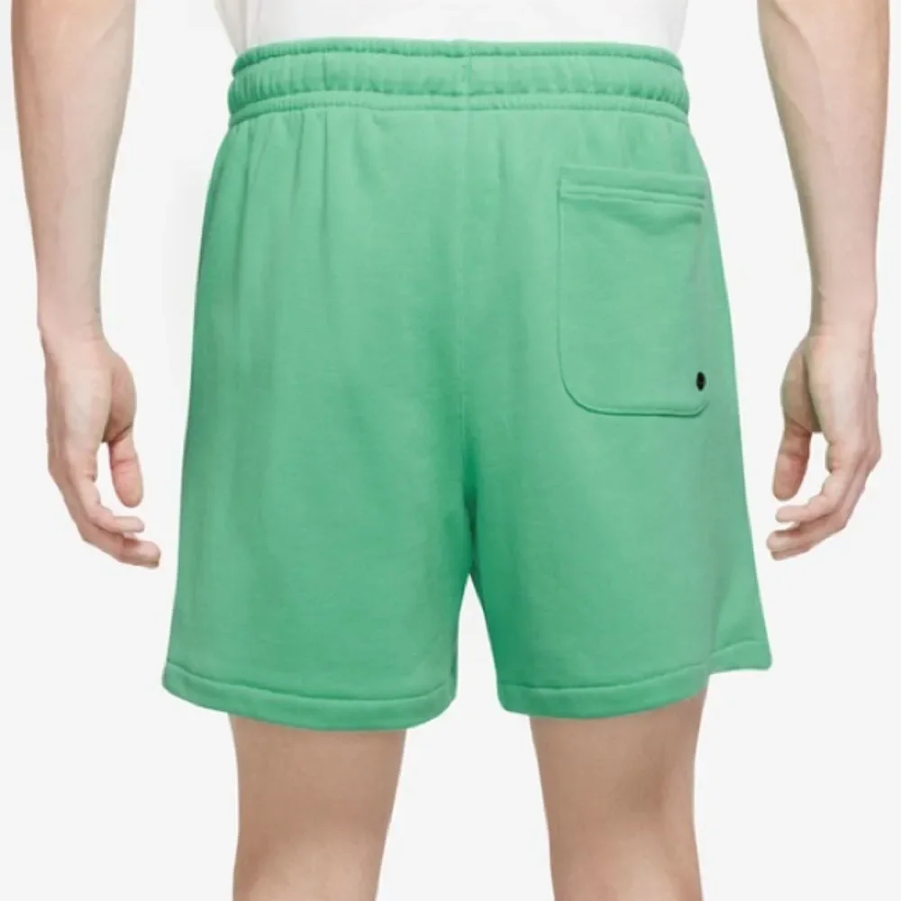 Nike Club Flow Shorts white size XS NWT in‎ packaging